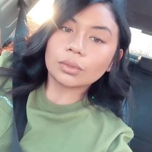 Meet your Posher, Sally